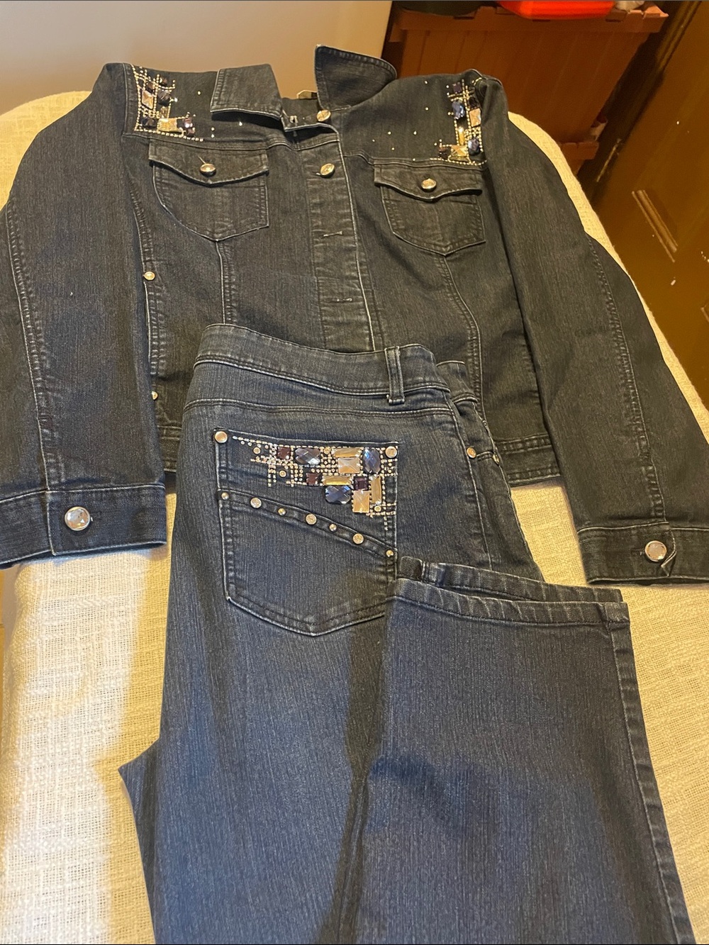 Dark Blue Embellished Women’s Jeans
